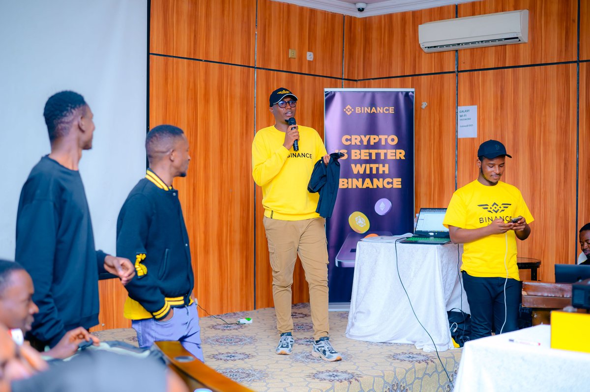 BinanceAfrica's tweet photo. Another successful Traders Masterclass event in Kigali, Rwanda.

Over 100+ attendees had the opportunity to learn about trading on #Binance.

Thank you Kigali! 🇷🇼 https://t.co/NdpX70B6sw