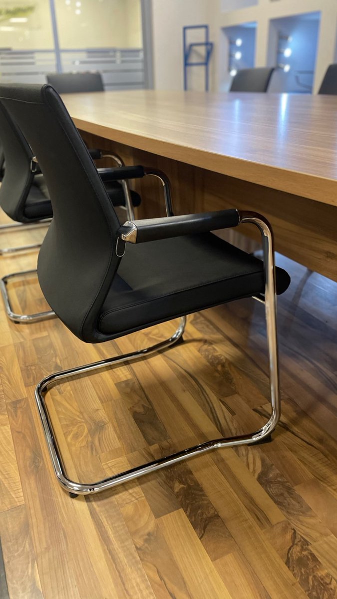 OFFICEINTERIOR5's tweet image. Comfort ✅ Style ✅ Elegance ✅ CANTE meeting chair. Need more info? 📧 sales@officeinteriorswholesale.co.uk Lead time 5-7 working days ✅ Drop ship avialable within 24-48 hours ✅ #officefurniture #officeseating #meetingchair #stunning #fyp