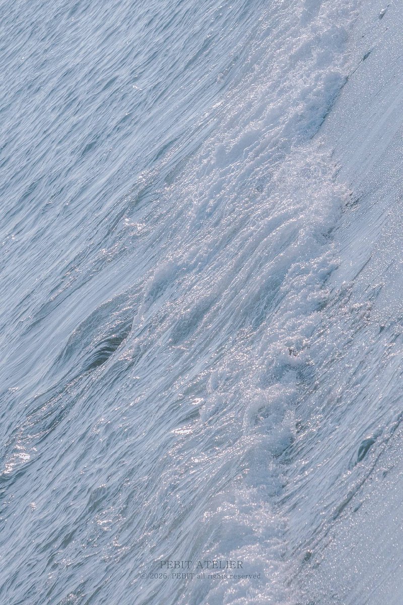 _pebit_'s tweet image. 얼지 않는 바다