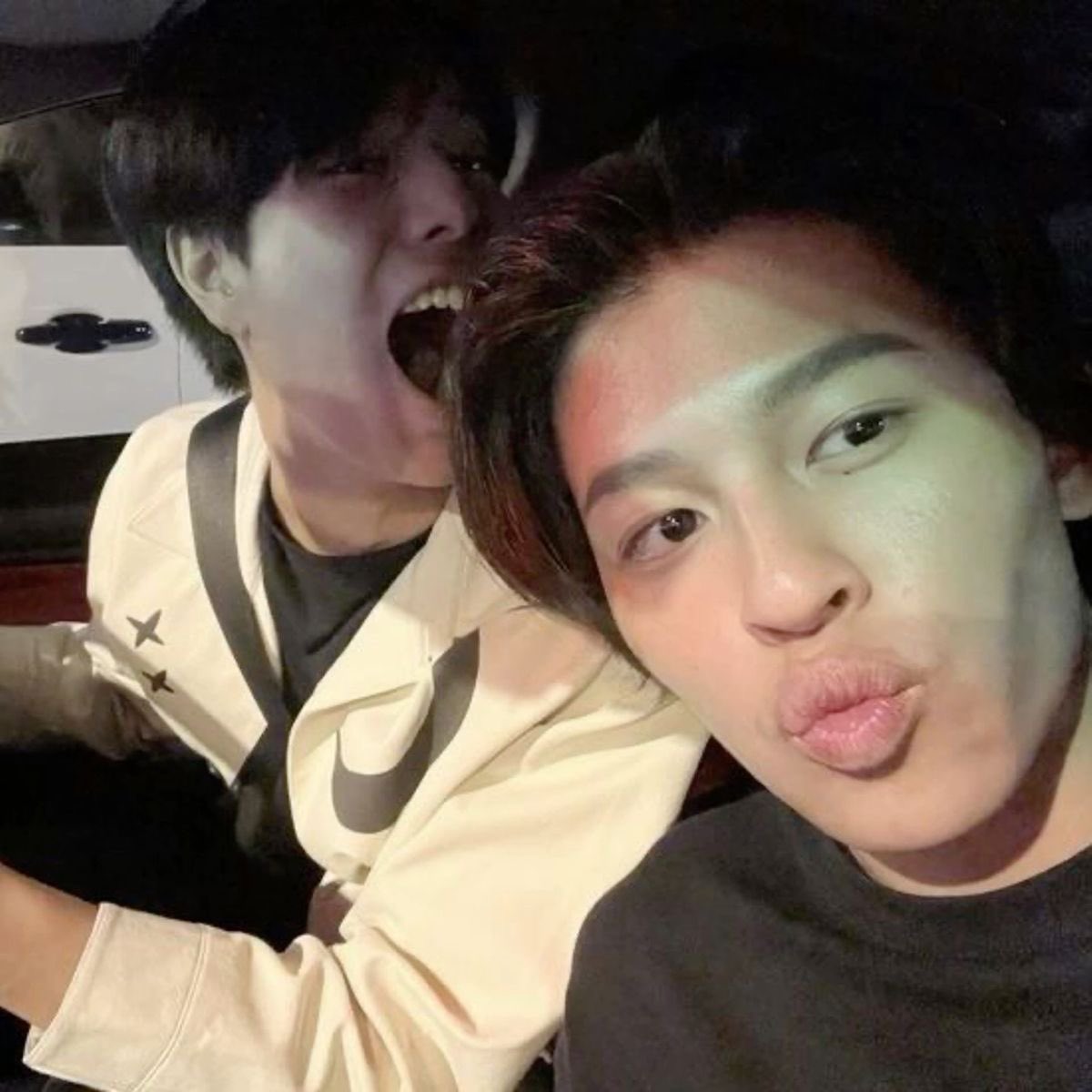 cutieminxn's tweet image. บางทีพี่ก็แอบตกใจบางทีว่ารูปปอนด์ภูวินบางรูปมันจริงมั้ย มันเคยเกิดขึ้นจริงเหรอ แต่ป้าอยากเห็นอีกขออีกได้มั้ย เกิดไม่ทันอะขอฉบับอัพเดต