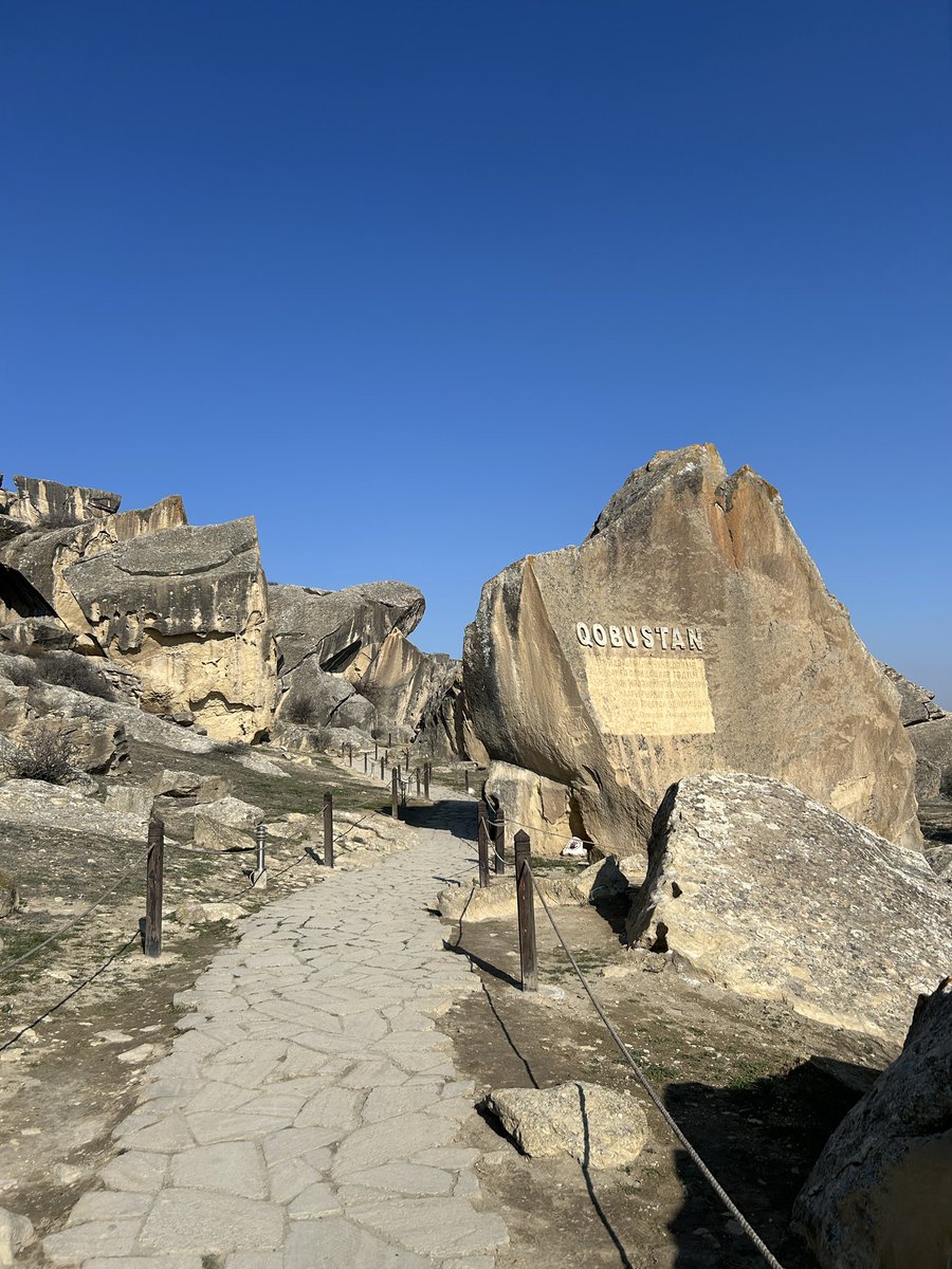 Büyük büyük dedelerim buralarda taşları oyarkene tabii men o zamanlar yokmuşum 😁