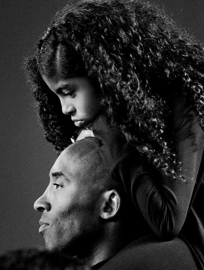 🕊️ Il y a 6 ans aujourd’hui, le monde perdait tragiquement Kobe Bryant et sa fille Gigi… 

6 ans plus tard, la douleur reste intacte 💔