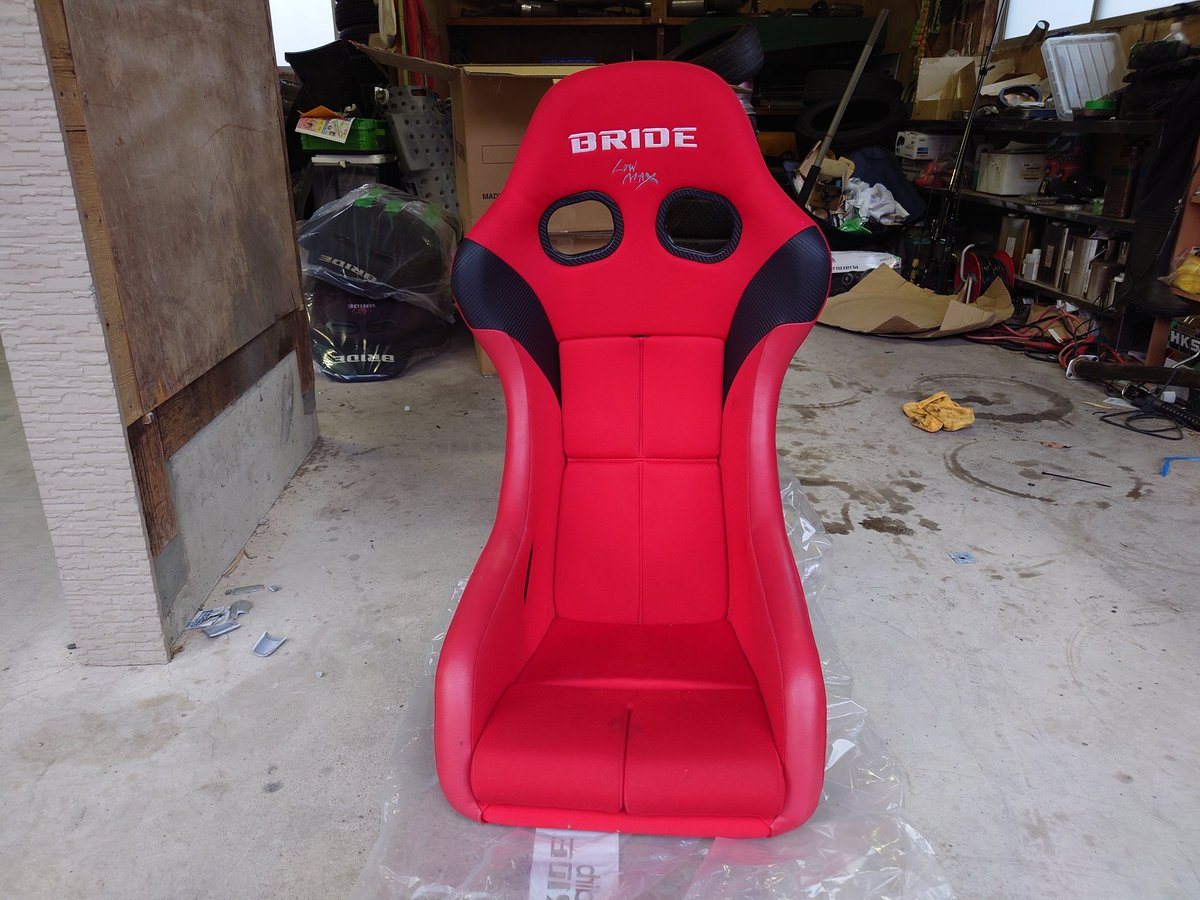 uni__Qum's tweet image. フルバケ 売ります
BRIDE ZETA IV FRP 赤
直接引き取り限定　千葉〜
破れなし　シミあり
ファッションプロテクター2個（新品）つき
2脚 170,000円　
1脚のみ 90,000円