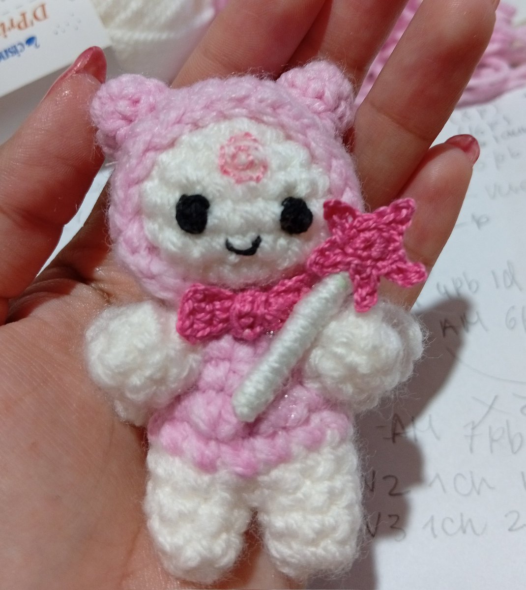 fairycorelixie's tweet image. TIENE 8 SEGUNDOS DE VIDA Y MIDE 3 UVAS