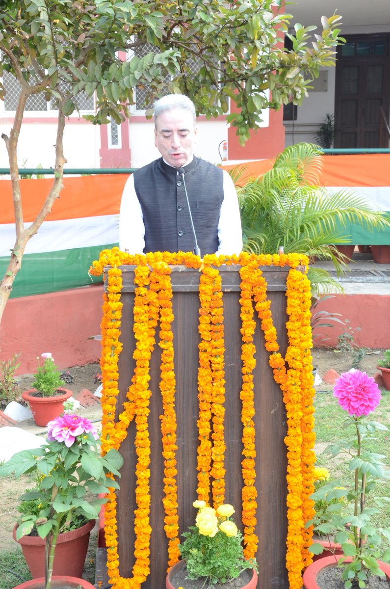 BoardofRevenue's tweet photo. गणतंत्र दिवस (26 जनवरी 2026) के समारोह पर श्री अनिल कुमार, अध्यक्ष एवं कंचन वर्मा, आयुक्त एवं सचिव राजस्व परिषद परिवार को संबोधित किया | https://t.co/7eDCpDiWiA