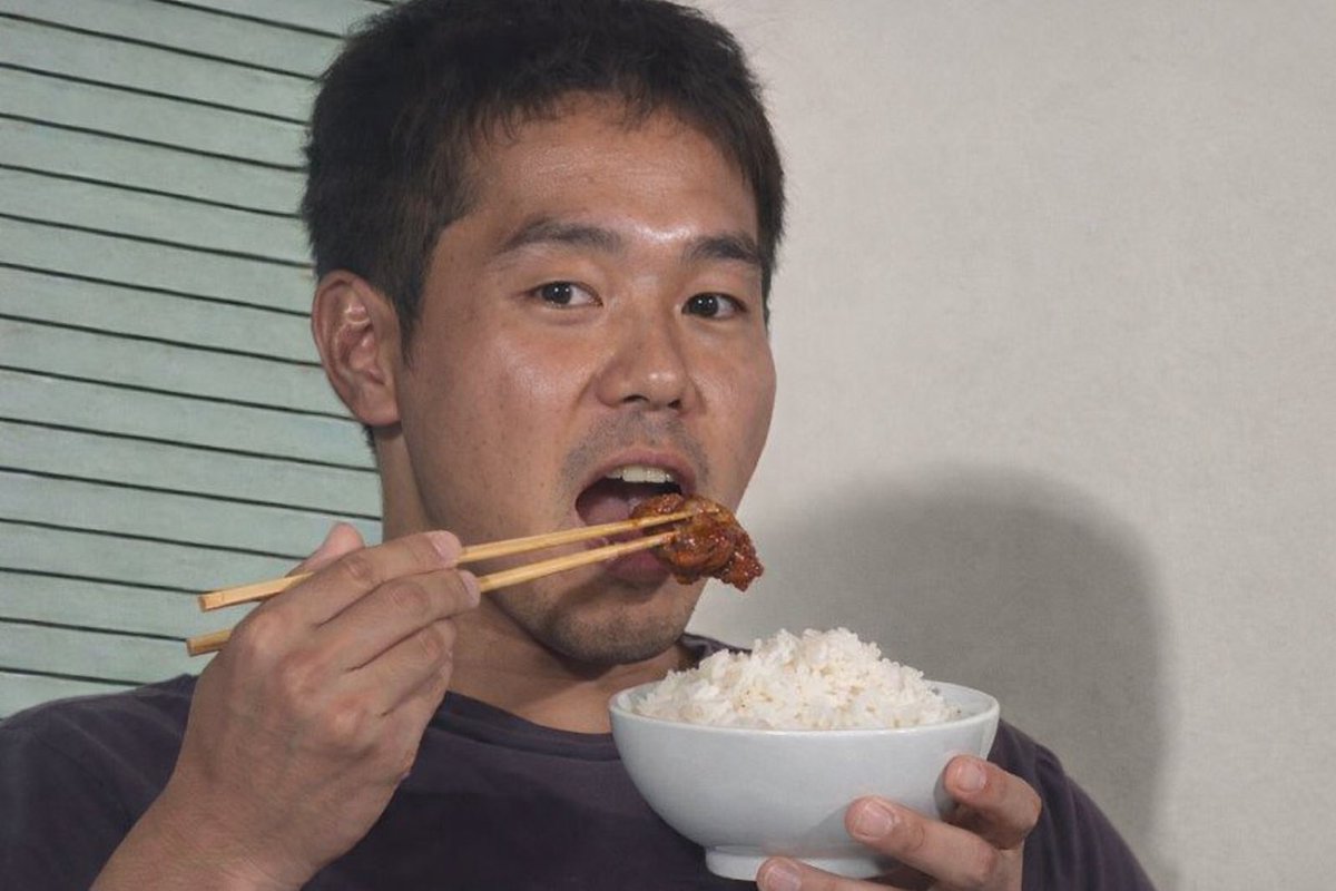 24歳学生です