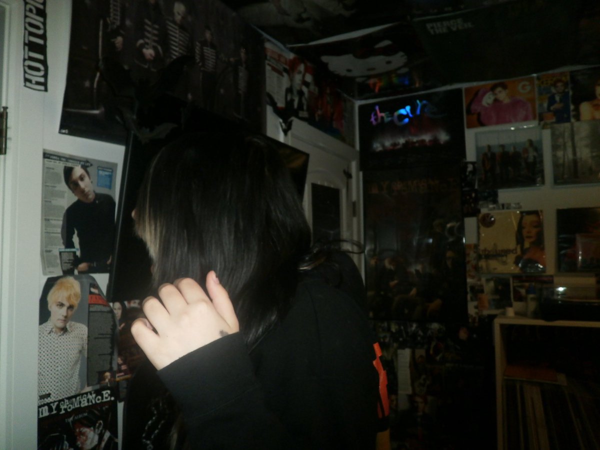 152bysummer's tweet image. semi me reveal thanks for 20 million followers