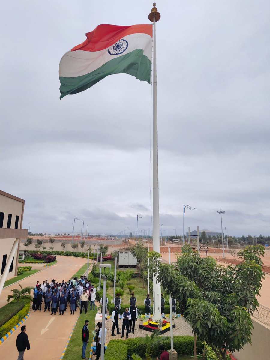IffcoNanoBlr's tweet photo. 🇮🇳 On the proud occasion of the 77th Republic Day of India, the National Flag was hoisted by the Unit Head, Shri S. P. Rath, in presence of employees and contract staff at IFFCO NFP Bengaluru. A moment of pride, unity, and shared commitment to the ideals of our Constitution. Jai Hind! #IFFCO #Nanofertiliser
