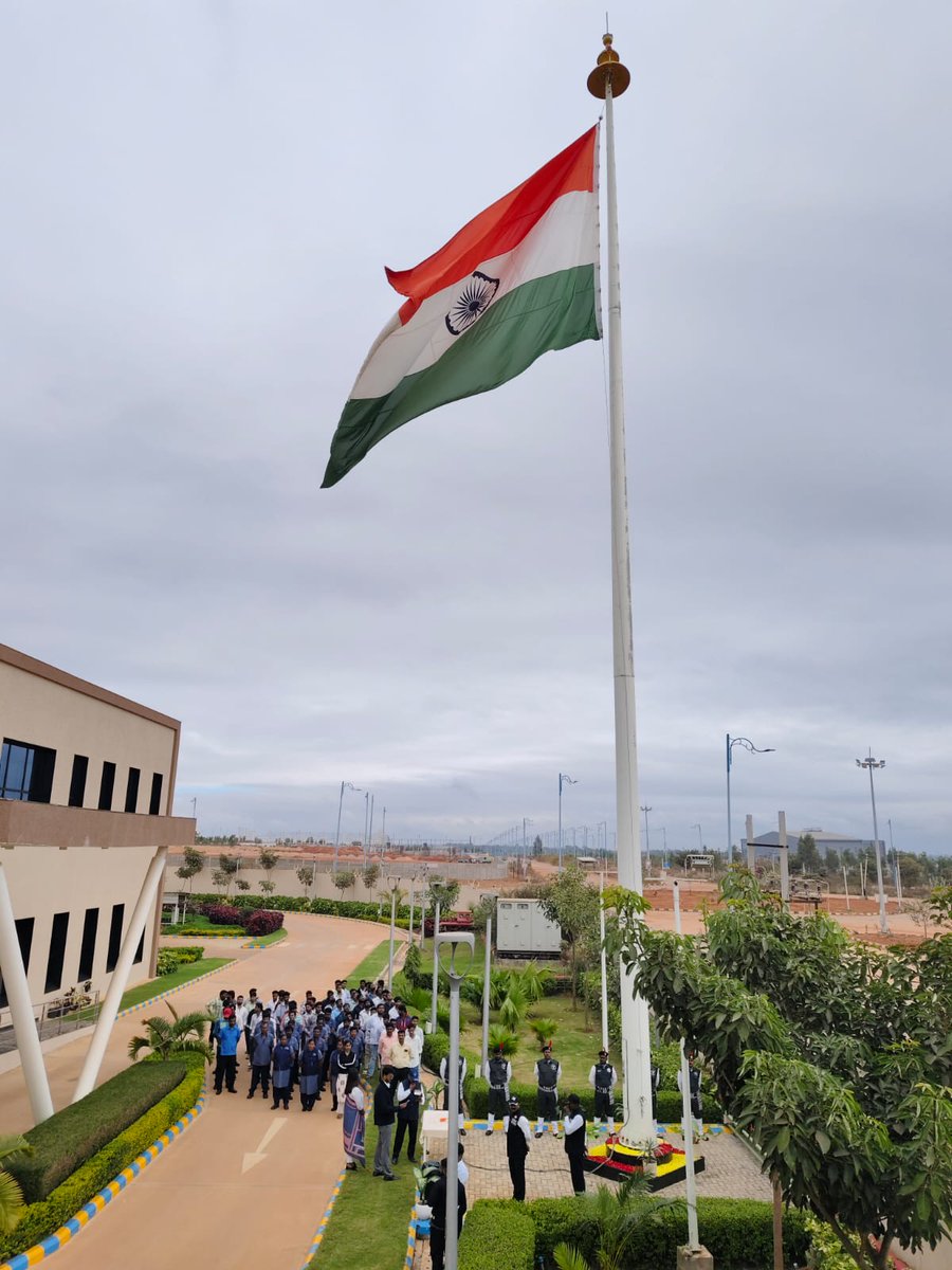 IffcoNanoBlr's tweet photo. 🇮🇳 On the proud occasion of the 77th Republic Day of India, the National Flag was hoisted by the Unit Head, Shri S. P. Rath, in presence of employees and contract staff at IFFCO NFP Bengaluru. A moment of pride, unity, and shared commitment to the ideals of our Constitution. Jai Hind! #IFFCO #Nanofertiliser