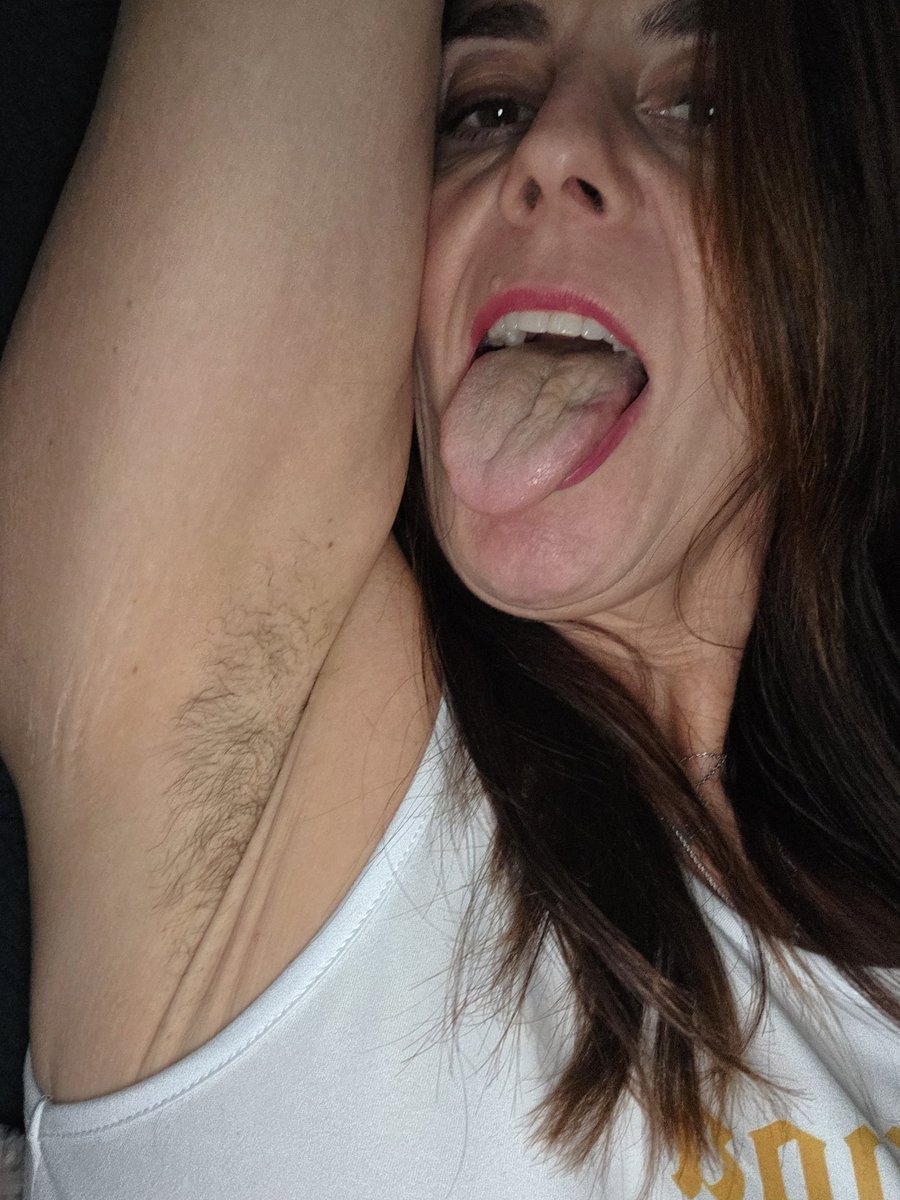 CurvyMomNextDoor (Top 4%) tweet media