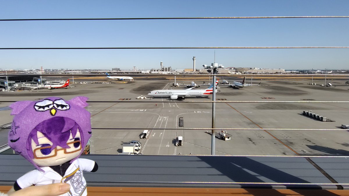 #AnthosFandom 
空港で遊んでる✈️