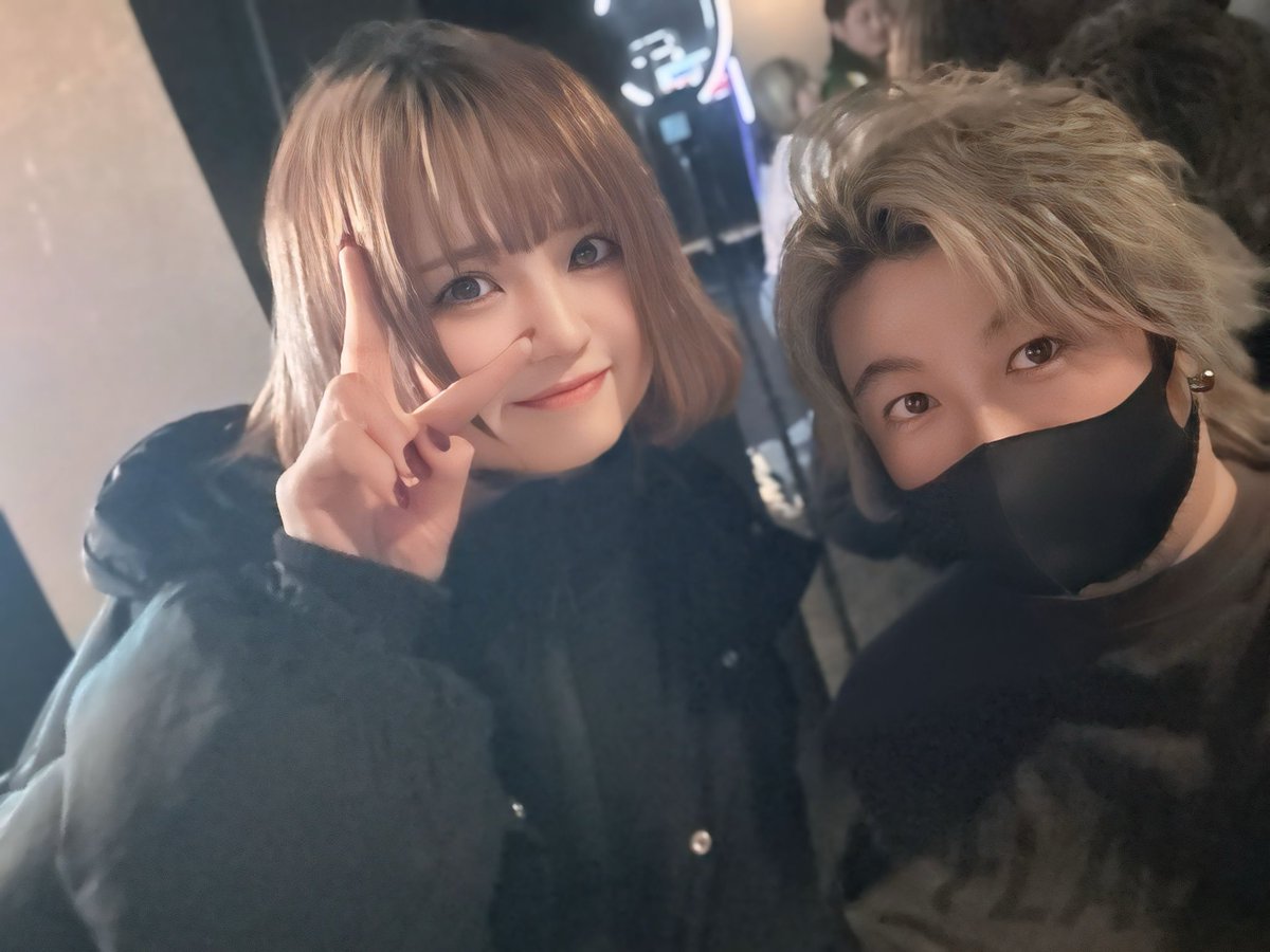 Ace_darts's tweet photo. Wayaka、ノリもビジュも良いですね🙆
楽しい4時間のイベントでした🎶
通称【わやかイベント】あったら楽しそうだな✨✨
#金子綾花
#岡本彩花
#Wayaka
#SpaDe
#ダーツバー
#イベント https://t.co/6RLVlNICBt