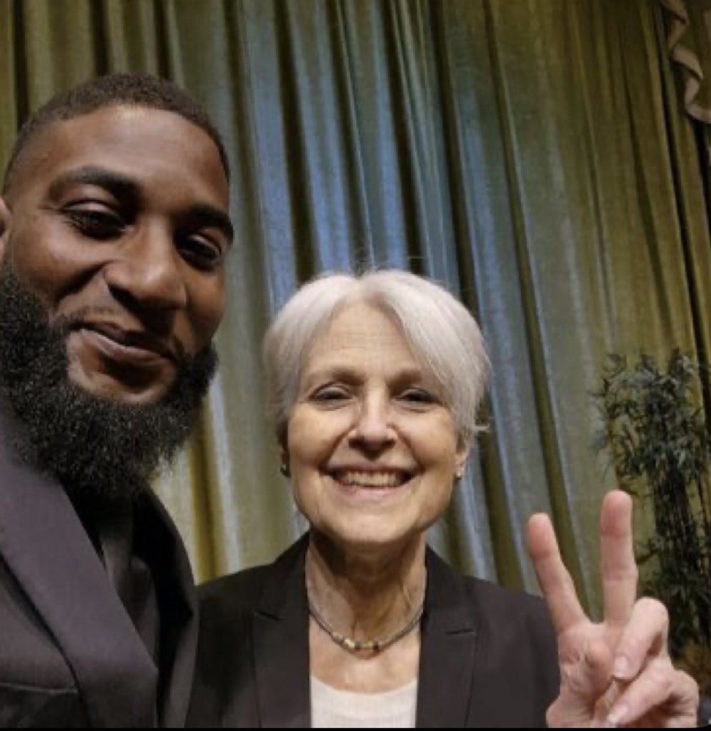 KaelenReece's tweet image. Is Jill Stein helping those blacks in current day? Or were you just a photo op coonmunist?