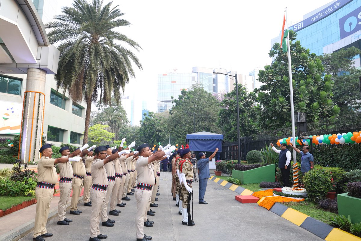 NSEIndia's tweet photo. Proud to celebrate the 77th Republic Day of India at @NSEIndia HO in the presence of our leadership, Shri Vikram Kothari, Managing Director and CEO, NSE Clearing Limited and Shri Shharad Dhakkate, Chief Human Resource Officer, NSE, as we come together with our colleagues and families to honour the values of unity, integrity, and diversity that define our nation. We marked this day with patriotism, pride, and togetherness.

#NSE #NSEIndia #EnablingABillionDreams #RepublicDay @ashishchauhan