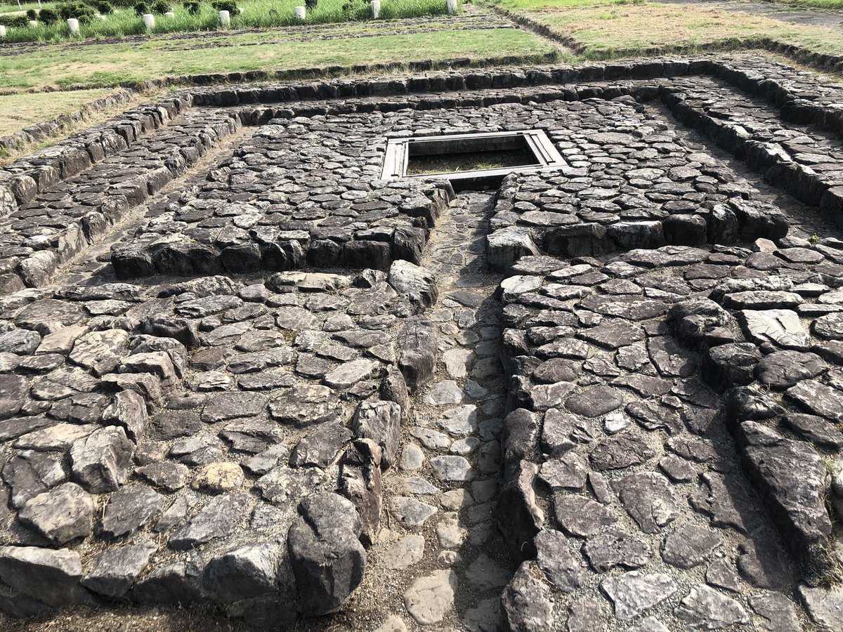 Mugi_Panda's tweet image. 世界文化遺産推薦
【飛鳥・藤原の宮都】(奈良県)
・飛鳥宮跡
・飛鳥水落遺跡
・石舞台古墳
・高松塚古墳