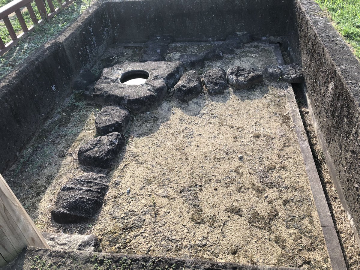 Mugi_Panda's tweet image. 世界文化遺産推薦
【飛鳥・藤原の宮都】(奈良県)
・飛鳥宮跡
・飛鳥水落遺跡
・石舞台古墳
・高松塚古墳