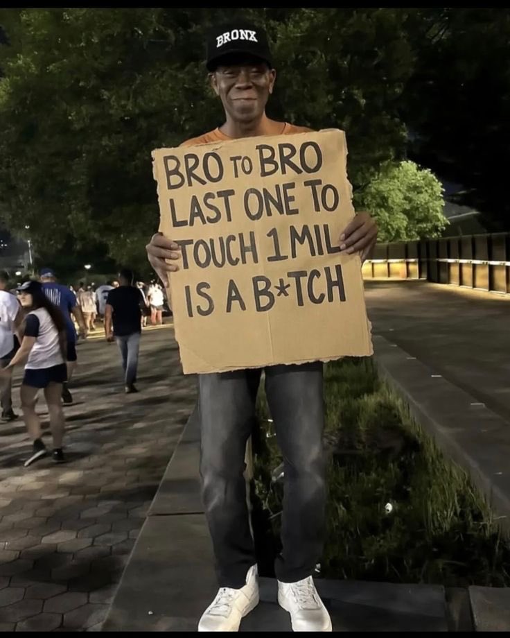 BR∆INDΣ∆D tweet media