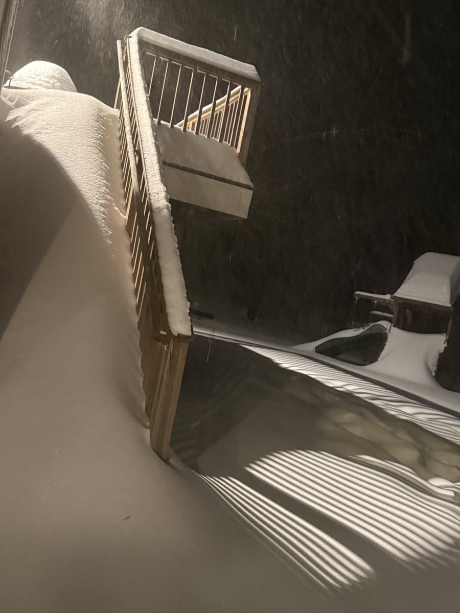 Hayds1221's tweet photo. [1150 PM] Storm total snowfall in Westborough is currently at 16.5”.  Light snow is falling with a current temperature of 12 degrees. @NWSBoston @WX1BOX https://t.co/xermHshxxE
