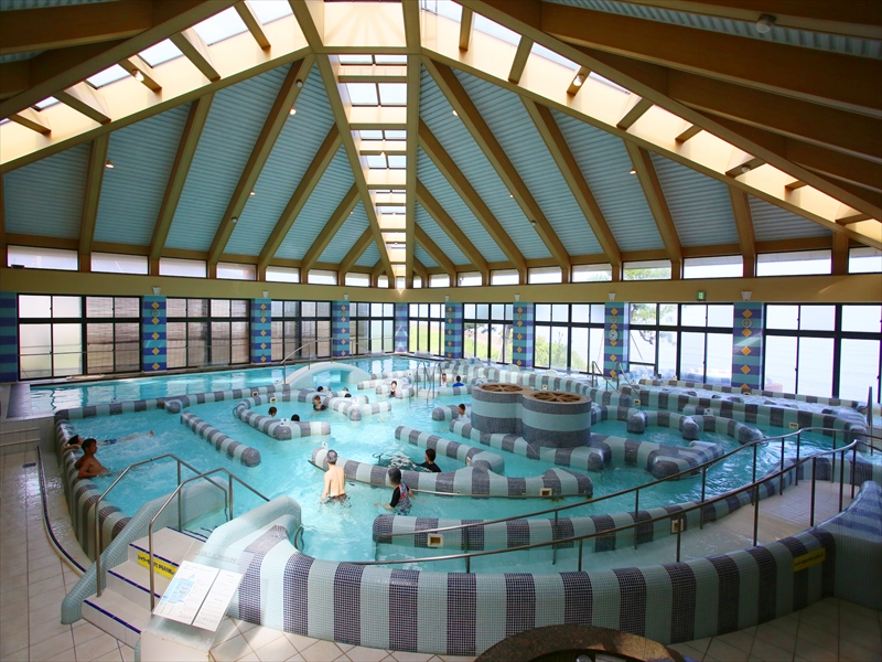 ✨実は全身瘦せが狙える✨

水中ウォーキングは脚だけの運動ではありません。
水の抵抗を受けながら腕を振ることで、二の腕や背中、体幹まで自然に使われます。

詳しく知りたい方はセラピストまでお聞きください(^_^)/

#マリンタラソ出雲 #出雲プール #水中運動 #継続 #ダイエット