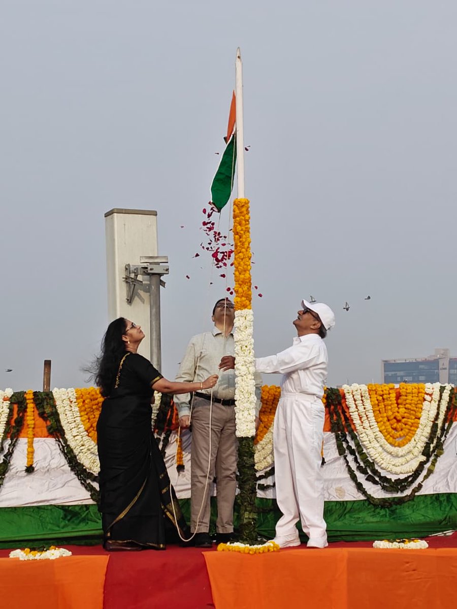 Dot_CCAGujarat's tweet photo. The 77th Republic Day was celebrated with pride on 26 Jan 2026 at O/o CCA Gujarat in the presence of Shri Vijaykumar, CCA, Smt. S R Udayashree, Jt. CCA, and Shri Gunjan Mishra, Dy. CGCA. Staff participated enthusiastically, reaffirming their commitment to constitutional values. https://t.co/vRkQcTxdHK