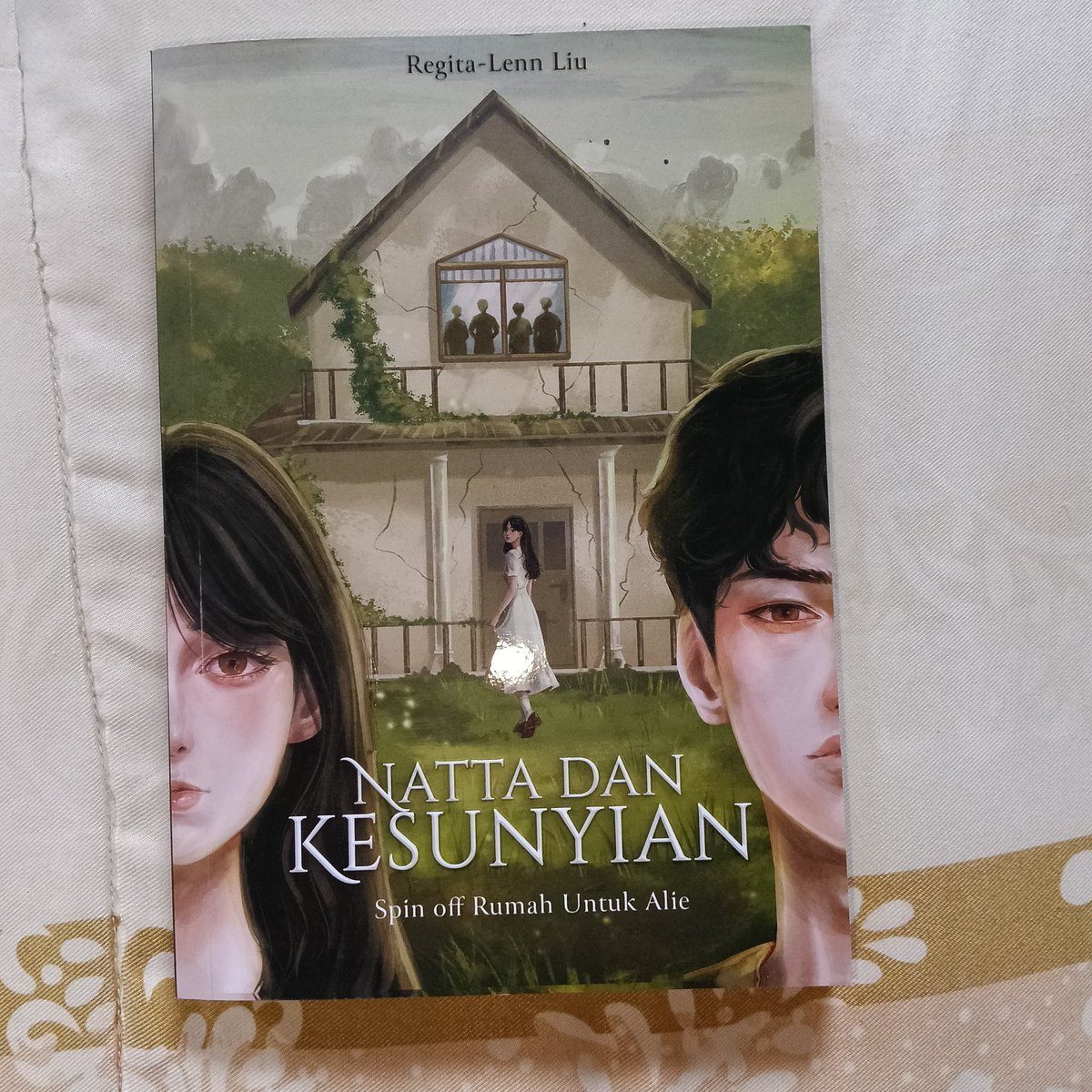 𝒩ara's jual want to sell wts preloved buku novel tweet media