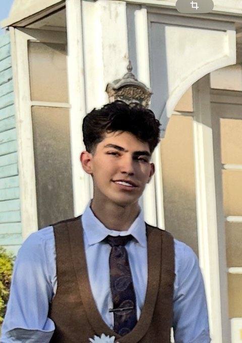 🆘🆘🆘🆘🆘🆘🆘🆘🆘
‼️‼️‼️‼️‼️‼️His name is #Shervin_Bagherian and the Islamic regime is planning to execute him really soon 
Please talk about him
He’s only 18
#IranMassacre ‼️‼️‼️‼️‼️‼️‼️
🆘🆘🆘🆘🆘🆘🆘🆘🆘