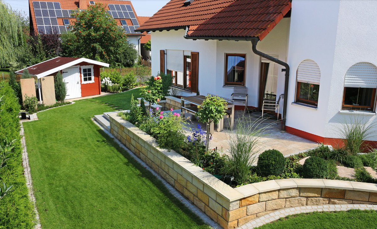 #Gartenrenovierung zum Schnäppchenpreis! 
Jetzt Termin sichern &amp; #Angebot holen!.Schreiben Sie uns direkt oder rufen Sie an. Aus alt wird neu – Ihr Garten, unser Handwerk! 0664 3048515 garten-gestaltung.wien/kontakt/