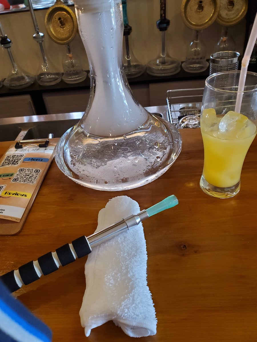 廻煙さんでプラム単品。おいしシーシャ。新人さん初対面。