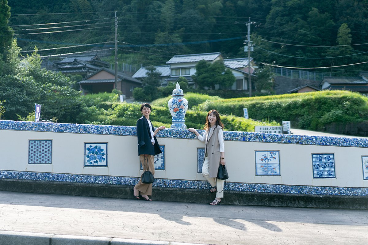 guidoor's tweet photo. 「ほどよい街、ほどよい田舎。」伊万里で“暮らし”を試す週末。伊万里市移住体験ツアー募集！

博多発着の1泊2日／参加費3,000円／宿泊込み＆食事付き（朝1・昼2・夕1）

移住を決める前に、街歩き・体験・先輩移住者との座談会で不安を整理しませんか？

開催日：2026年3月7日（土）〜3月8日（日）
締切：2月6日（金）※応募多数の場合は抽選

申込はこちら👇
https://t.co/KMUePn8jTZ