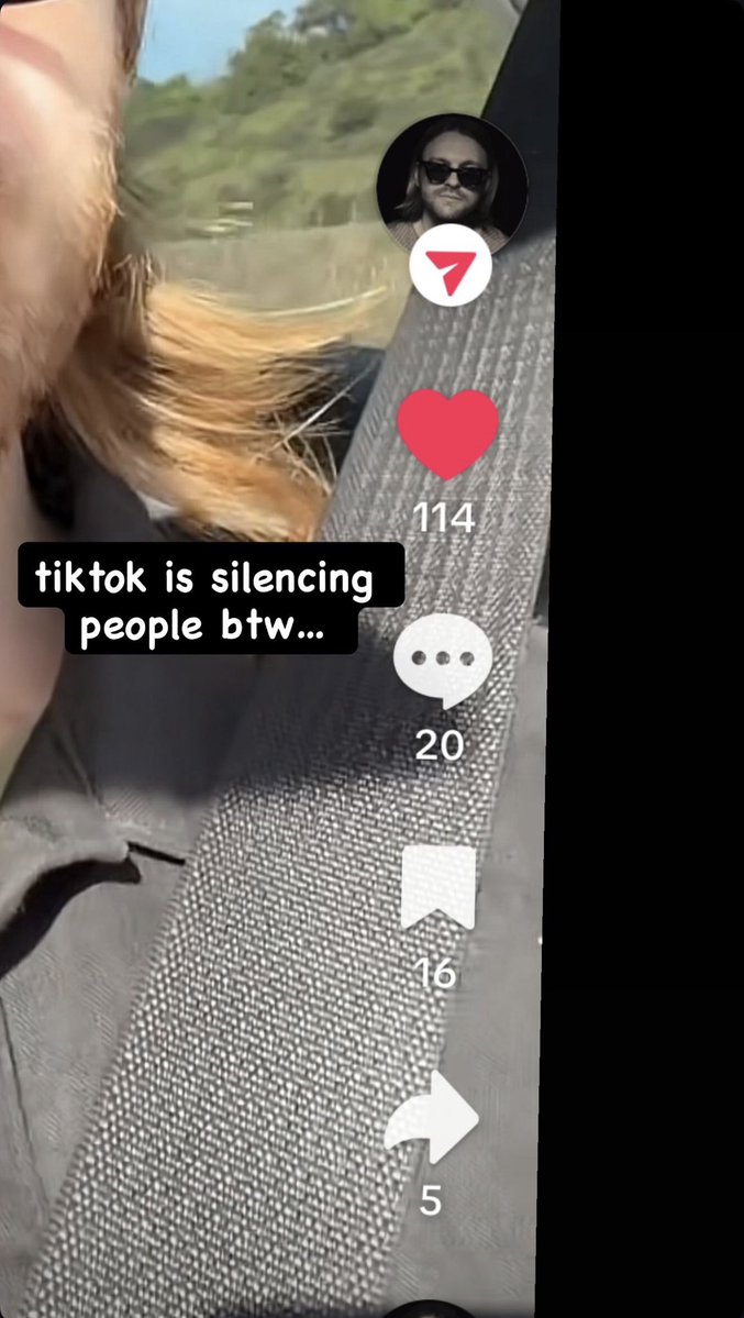 billieeilishtrs's tweet image. Billie via her Instagram story!