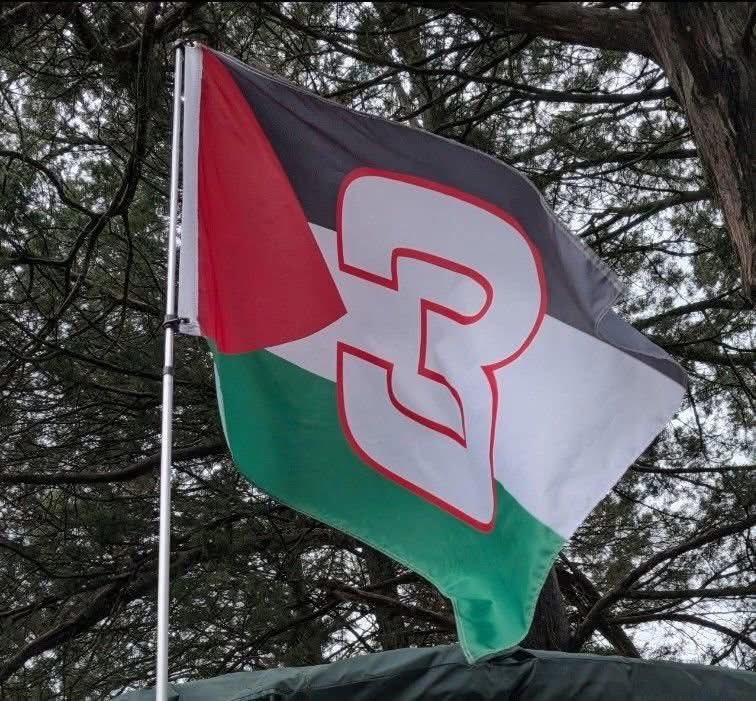 Bruhness18 tweet media