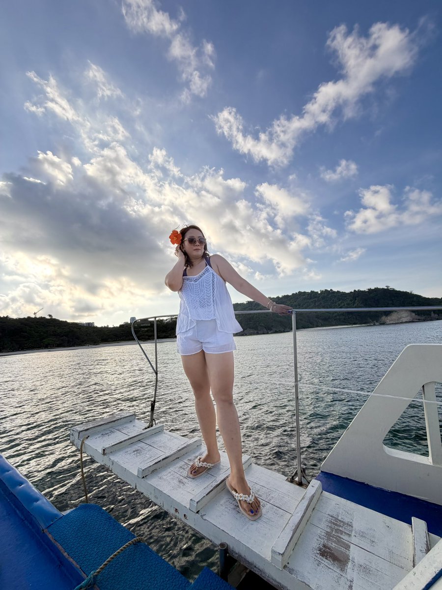 dbsantos18's tweet photo. #boracay2026 https://t.co/0WFJ44PFId