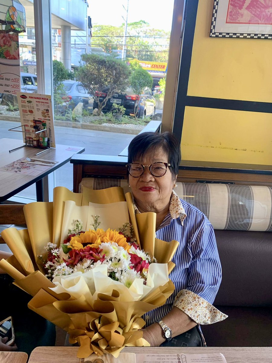 robby1126's tweet photo. Nanay's 76th 💕💝
We love you Nanay Reming! https://t.co/6dK2aQnukm