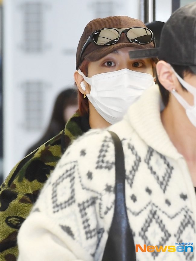 914soup's tweet image. 스트레이 키즈 한, 마스크 쓰고도 멋진 눈빛 매력
naver.me/FCr0KmLM