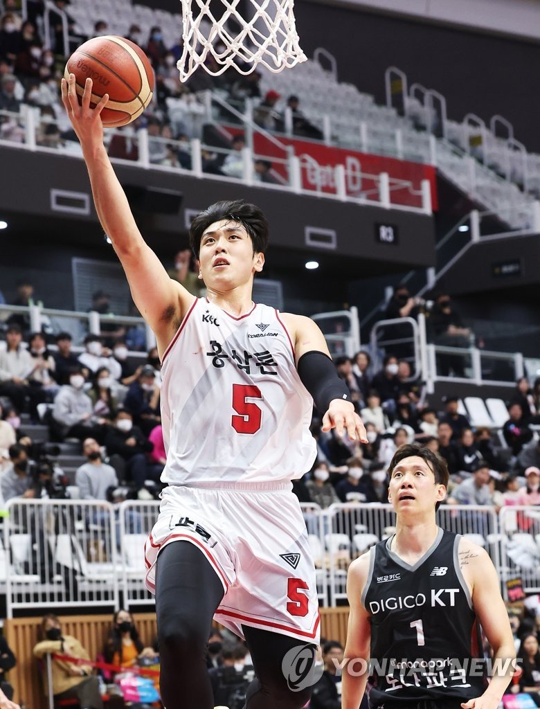 A3RBET's tweet photo. KBL 🏀

Daegu KOGAS Pegasus vs Suwon KT Sonicboom

My Pick: KT Sonicboom ML

Suwon superior roster depth and elite interior presence against KOGAS’s  inconsistent rotations make them the clear favorites to secure this road victory.

#KBL #Sports #SuwonKT #KOGAS #Basketball https://t.co/u2xsFBiuCp