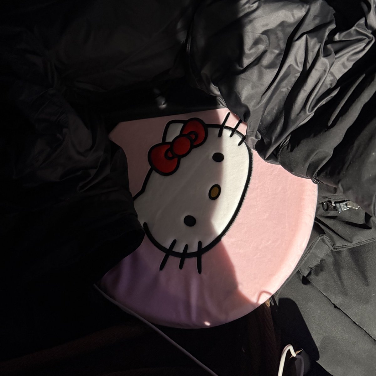 후히히 바로 방석 개시!!!!!
엉뜨 최고ㅜㅜㅜ동우옵 불명 화이띵💗💗💗