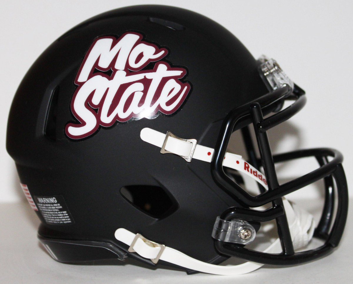 TopTierDelaware's tweet image. this is the worse alternative helmet in FBS college football.

Prove me wrong