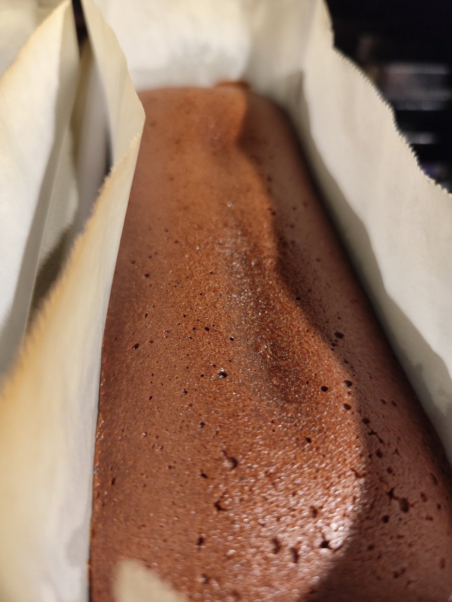 romanKitche's tweet image. スパイスを使ったガトーショコラ焼き上がりました！！！

冒険セット（ドリンク＆ミニデザート）かデザート単品で提供中😌
 #秋葉原レストラン
 #スパイス酒場
 #秋葉原ディナー
 #秋葉原グルメ
 #ガトーショコラ