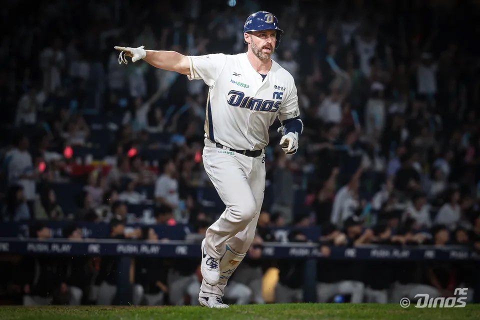 Daniel Kim 대니얼 김 tweet media