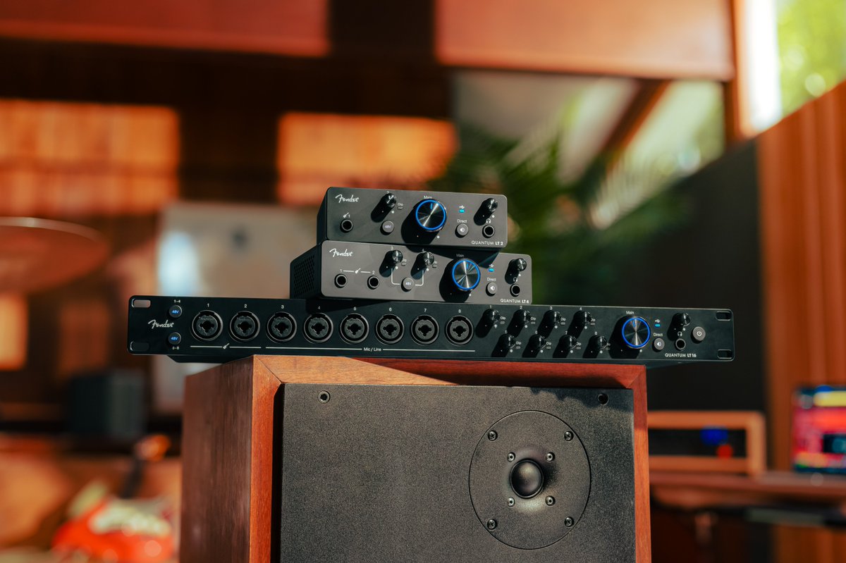 Fender_Official's tweet photo. #FenderStudio: Fender Quantum LTシリーズは、卓越した音質、柔軟な接続性、『Fender Studio Pro』とのシームレスな統合を兼ね備え、プロフェッショナル級の録音と手軽なワークフローを実現！

3つのストリームラインされたインターフェイスを手頃な価格でラインナップ🎸

🔗https://t.co/wZrF1xhjig https://t.co/J1VX822S60