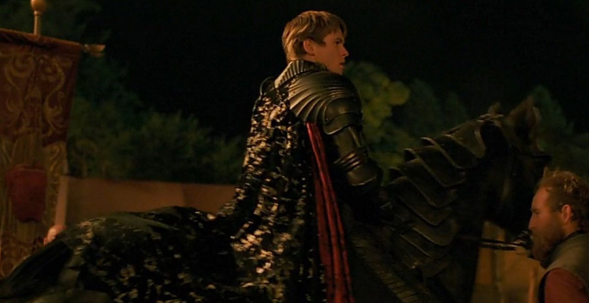 gulaaab__'s tweet image. the fact that we can actually see colours in a night scene