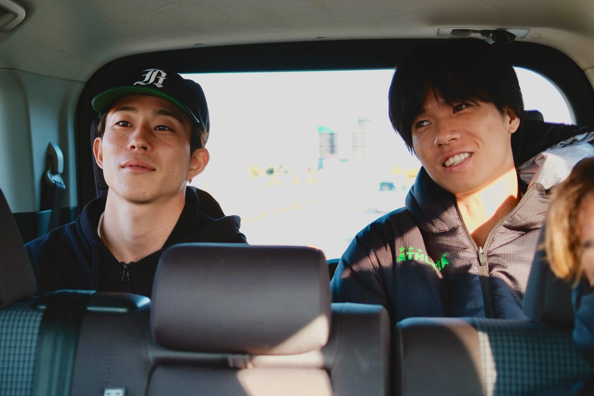 TokyoVerdySTAFF's tweet photo. 第1回「RIN’s SIGHTS 」📸
#林尚輝 選手がキャンプ期間中に撮影したオフショットをお届けします💚
選手同士だからこそ、また林カメラマンだからこそ捉えた選手の”素顔”をぜひお楽しみください🫶
✍️林選手コメント
「ハードなトレーニングが続くキャンプの中で、貴重なオフの時間がありました。
リラックスした空気の中で見えた景色を、皆さんにも少しでも感じてもらえたら嬉しいです。」
第2回もお楽しみに!?
ぜひ、コメントに感想をお寄せください♪
PHOTO @hayashi_naoki23
#都城市 トレーニングキャンプ
#RINsSIGHTS #verdy #東京ヴェルディ