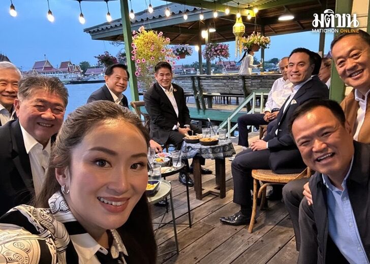 jxxthxxck's tweet image. อ่า ถ้าเริ่มจุดด้วยความเป็นสลิ่มก็เข้าใจได้ ถ้าเป็นก่อนหน้าที่จะมีรูปนี้