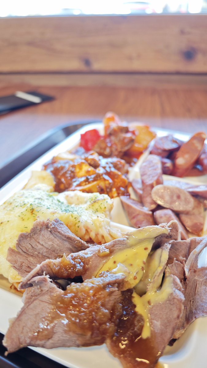 hEyeC5PRm39QCAd's tweet photo. 期待を大きく超えるとんでもない美味しさ!
お肉そのものの味ももちろん基本的な調理技術がめちゃくちゃ高い!麻婆豆腐もめちゃくちゃ美味しい!!
3000円
#SC79 https://t.co/V9nxPp2v3G