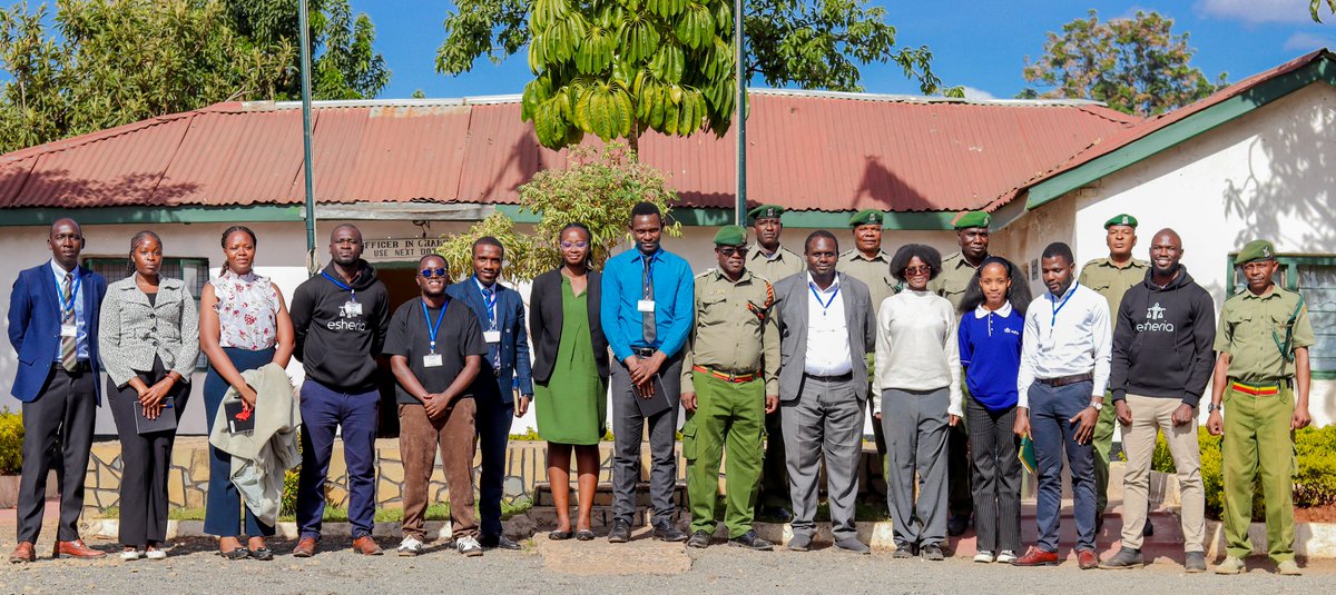 EsheriaLexChat's tweet photo. Nairobi West Medium Prison | Access to Justice

In partnership with @MumaKanjama Advocates, we delivered targeted legal support at Nairobi West Medium Prison—combining pro bono services, rights training for warders, and advanced training for prison paralegals.

We also provided laptops, desktops, and printers to fast-track case management and secured the release of 21 petty offenders by settling their fines.

Practical interventions. Measurable impact. @ckanjama @LawSocietyofKe