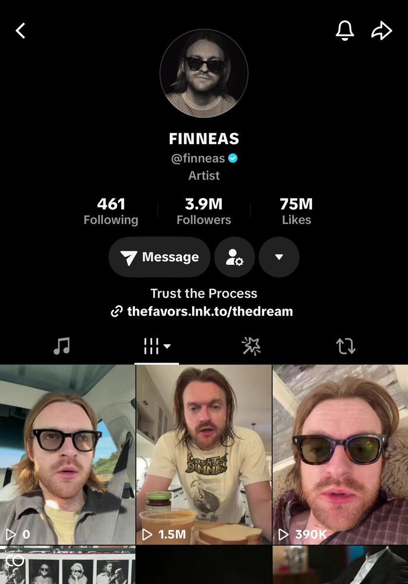 mirrorbilllie's tweet image. the fact that it says this video has 0 views and tiktok is completely silencing this is insane. it’s terrifying and everyone should be very scared.