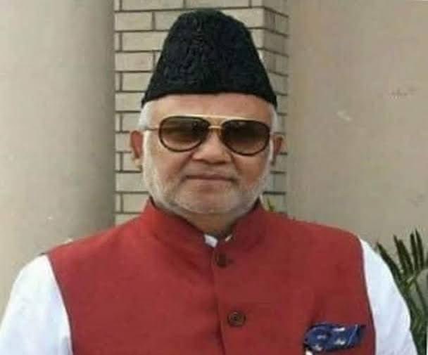 Ruhil_inc's tweet photo. Today I Pay My Tribute To My Beloved Papa, Late Shri Naseeb Pathan Ji On His Birth Anniversary. 

Your presence was a gift of a lifetime for me. You may not be with us anymore but your memories will always inspire us. May you have a peaceful day in heaven!💐🌷🌹🥀 https://t.co/MlnAYMn0vb