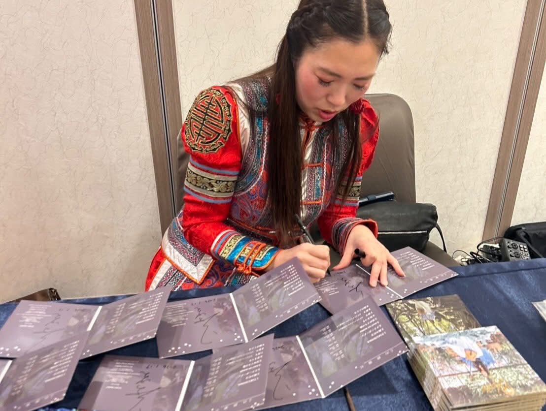 先日は台湾にてポラリス〜馬頭琴 美炎でした。
企業さんの忘年会(台湾は旧正月なので)。
こちらの皆さん、結構先輩ですがめちゃ元気！
飲んで食べて笑って歌って何か大切なものを思い出した夜でした。
各方面の皆さまありがとうございました！
#ポラリス馬頭琴美炎#台湾 #yamahadrums #zildjian #aspr