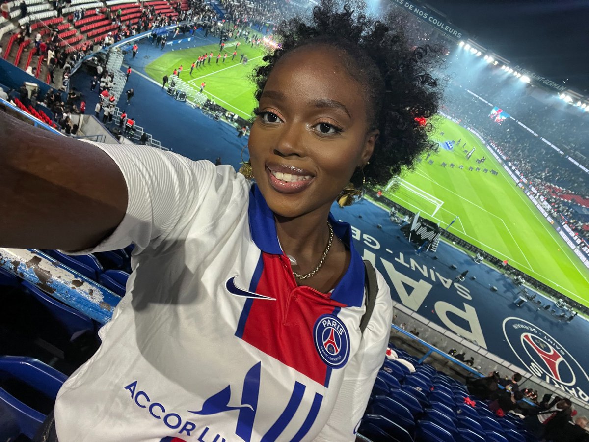 ✨🌺Maïssa Smith 🌸✨ ❤️💙 tweet media