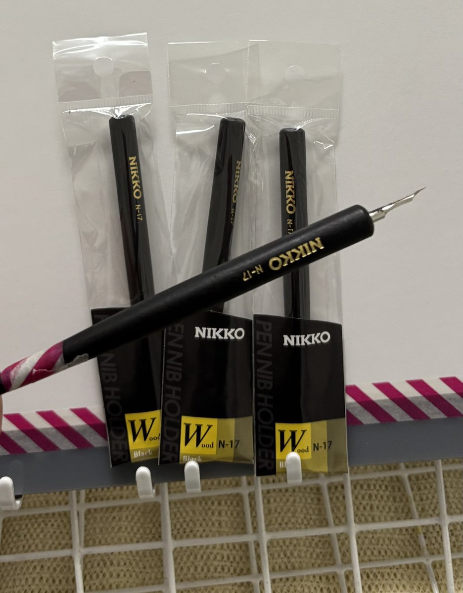 そうなのですねーー！！
いつもお世話になっております！
まだストックがあるので
一本10年として、後40年弱はこれで頑張らせていただきます！！🙇‍♀️